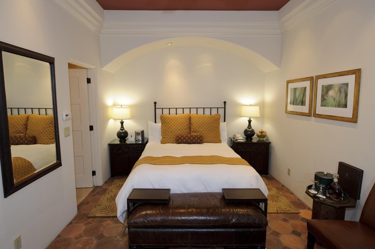 Cypress Inn Carmel-by-the-Sea Exteriör bild