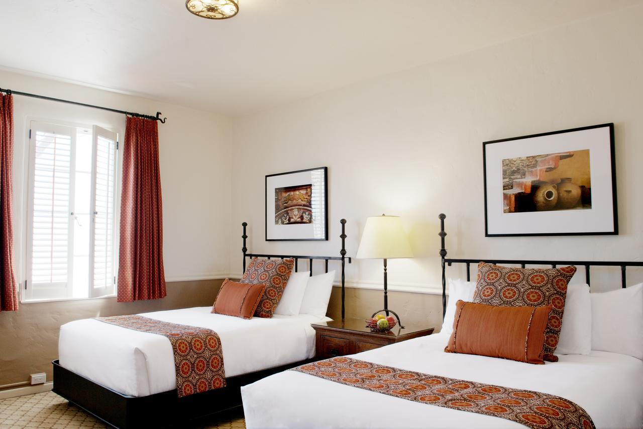 Cypress Inn Carmel-by-the-Sea Exteriör bild