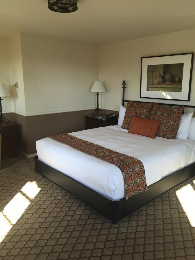 Cypress Inn Carmel-by-the-Sea Exteriör bild