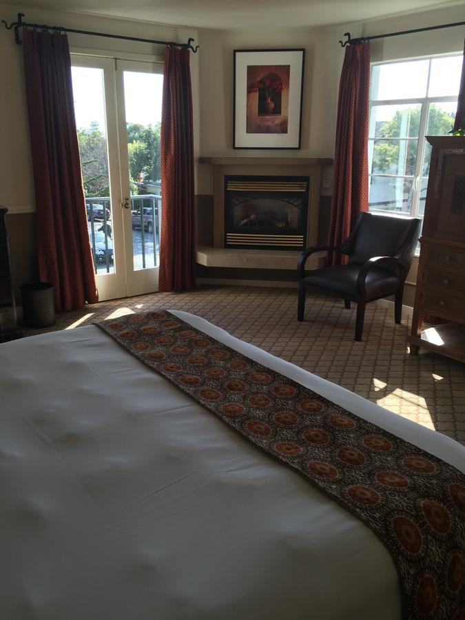Cypress Inn Carmel-by-the-Sea Exteriör bild