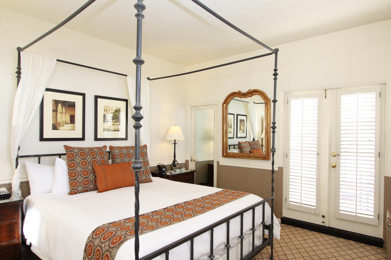 Cypress Inn Carmel-by-the-Sea Exteriör bild