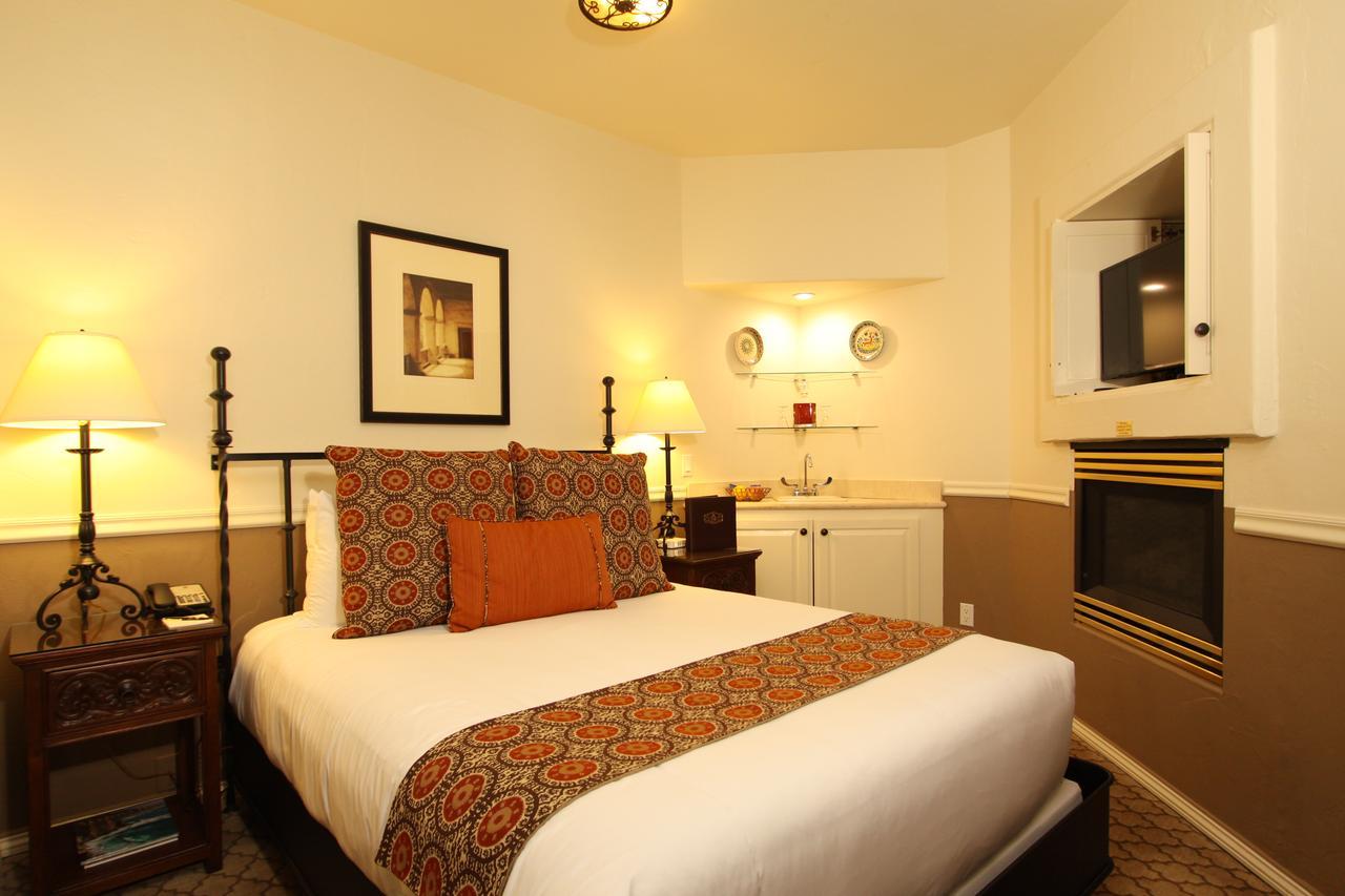 Cypress Inn Carmel-by-the-Sea Exteriör bild